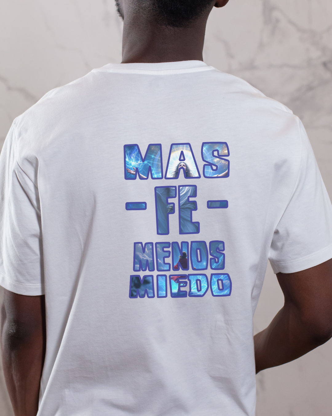 Camiseta Más Fe, Menos Miedo